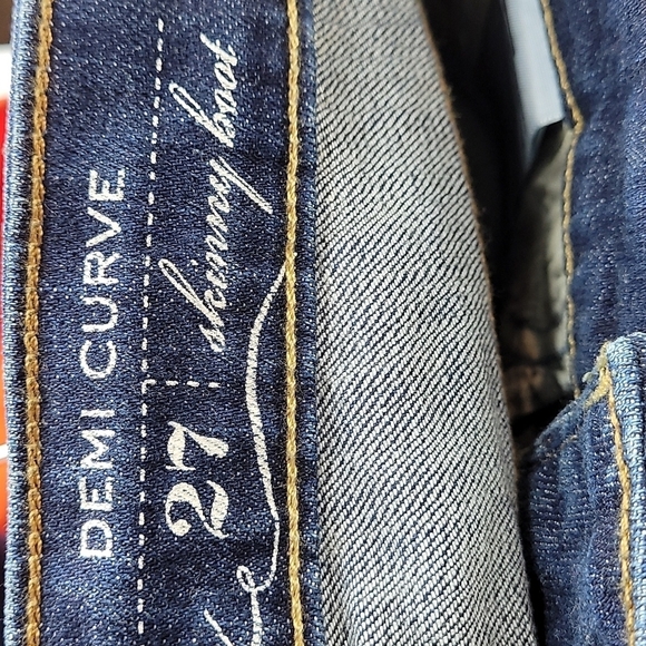 Levi's distressed demi curve boot cut jeans size 27 x 30 - Picture 9 of 11